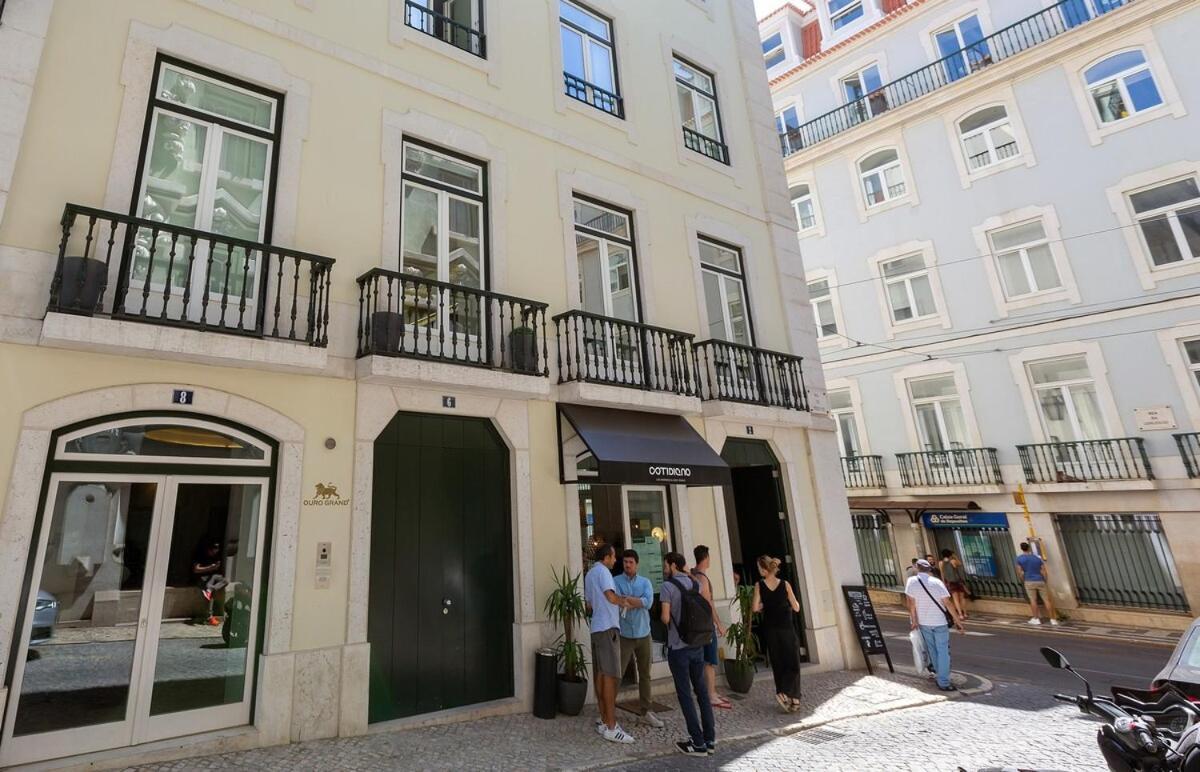 Spacious 1 Bedroom Apartment Near Baixa Lisbon Bagian luar foto